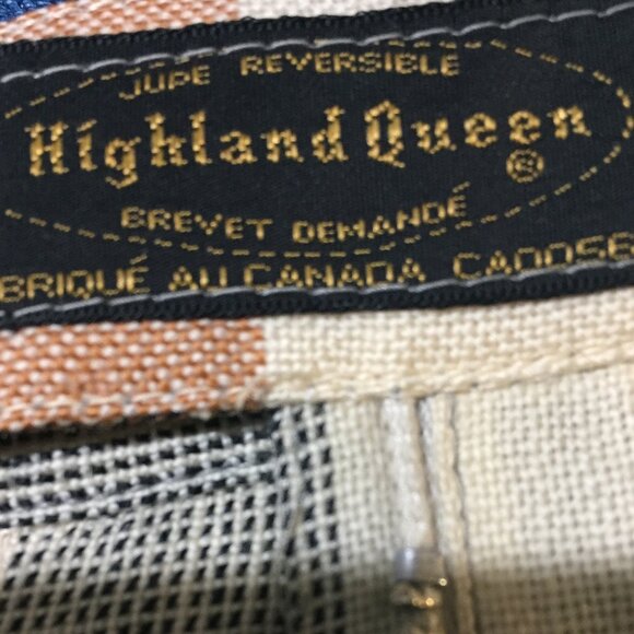 VINTAGE HIGHLAND QUEEN REVERSIBLE PLAID PLEATED SKIRTS SIZE 14 - Picture 14 of 14